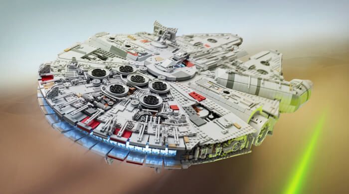 LEGO Millennium Falcon Back